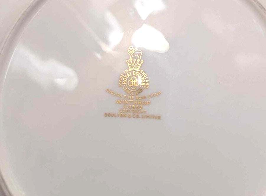 2x Royal Doulton Winthrop Dessert salad plates 20cm