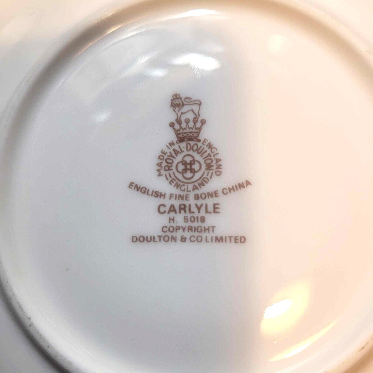 Royal Doulton Carlyle Tea Cup and Saucer duo bone china England H5018