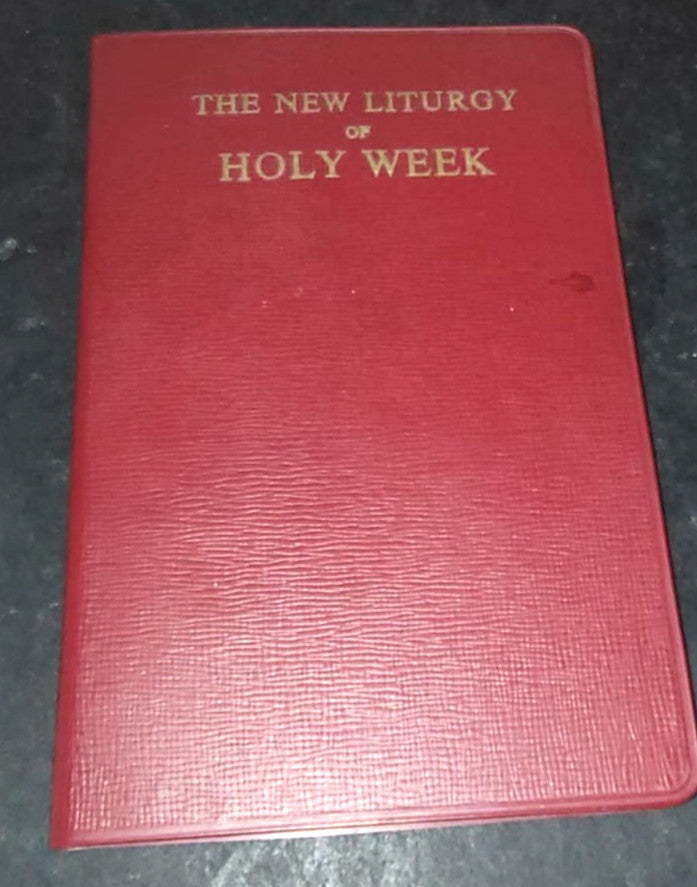 Missal Roman Catholic  Mass 1958 Red Leather boxed and The new liturgy book USA