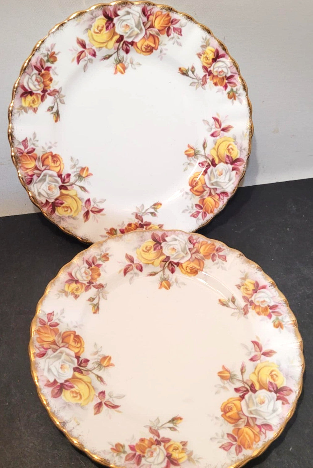 2x Royal Albert Lenora 6 3/8" tea side plates