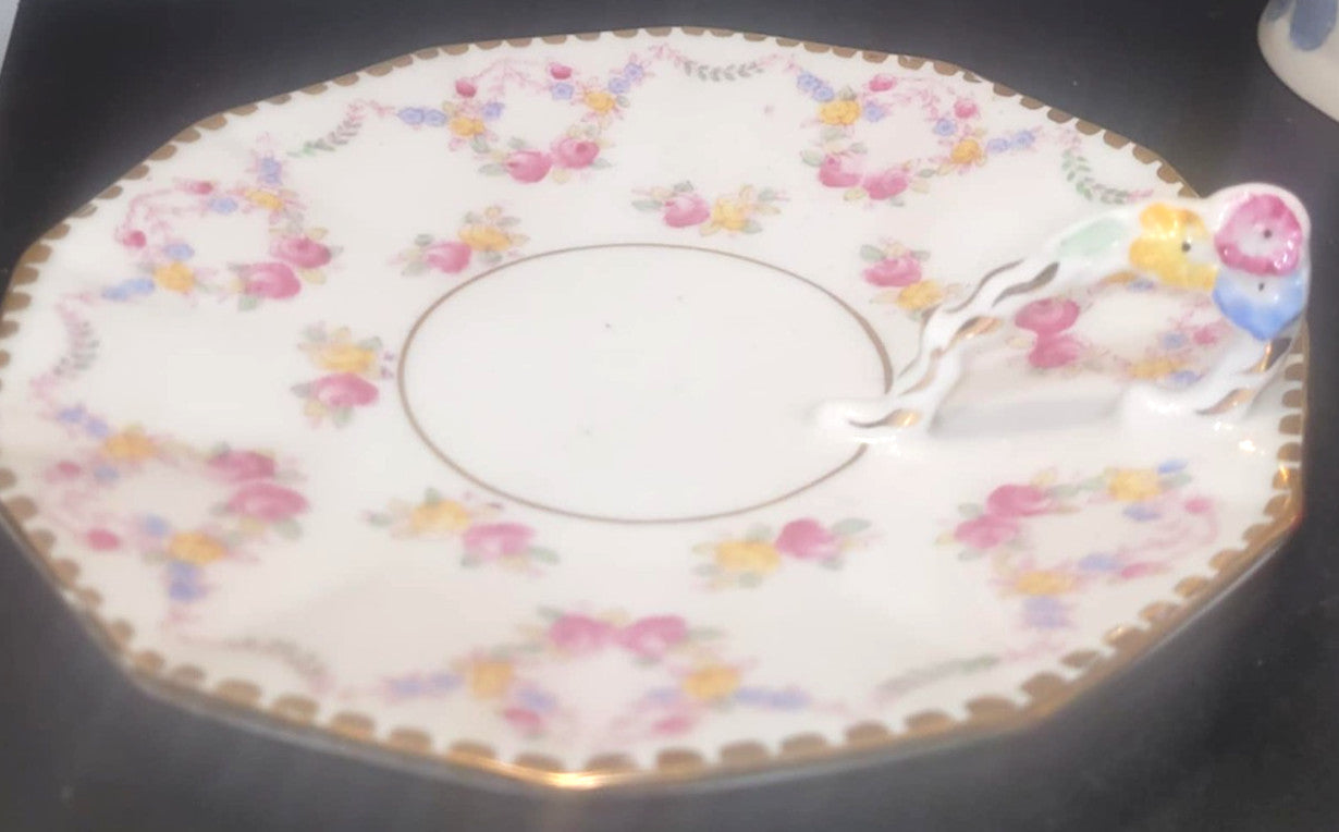 ROYAL STAFFORD rose garland bone china 6" floral handled plate candle plate