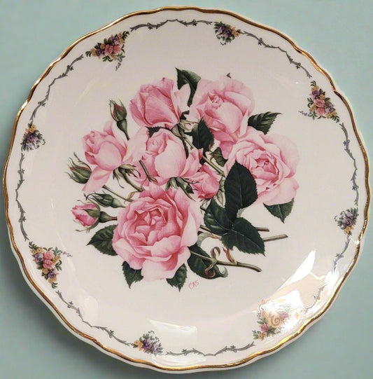 Royal Albert bone China Decorative Plate The Queen Elizabeth Rose