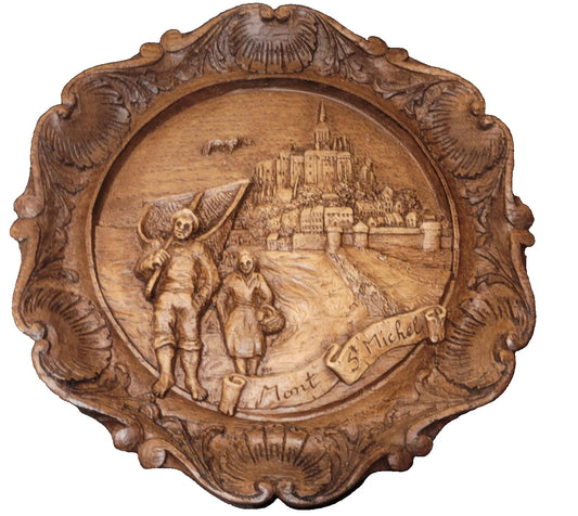 Vintage 6" GERMAN 3D WALL PLATE Carved Faux Wood Resin mont st Michel