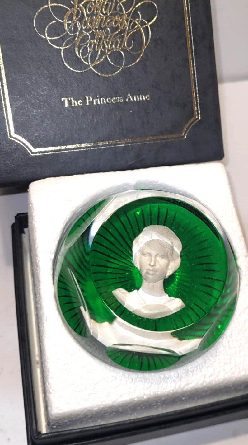 Boxed Baccarat Cameo in crystal Royal Family Paperweight Princess Anne