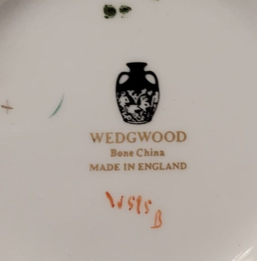 Wedgwood Columbia W595 Bone China Covered Sugar Bowl with Lid – Floral Gilt