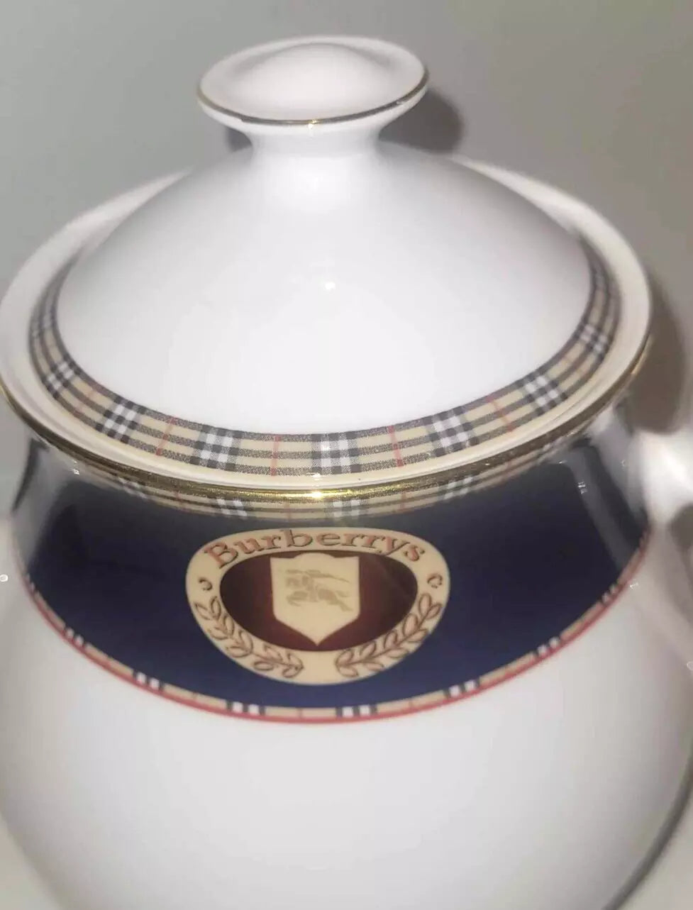 Burberry London Vintage Special Edition Tea Pot Made In England bone china