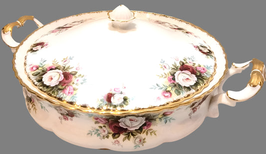 royal albert Celebration Large Tureen With lid bone china England serving dish