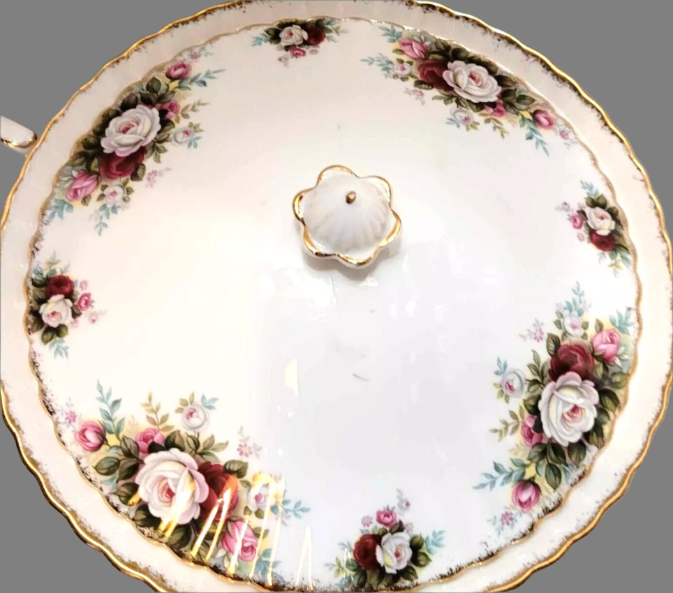 royal albert Celebration Large Tureen With lid bone china England serving dish