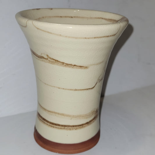 st fagans pottery vase
