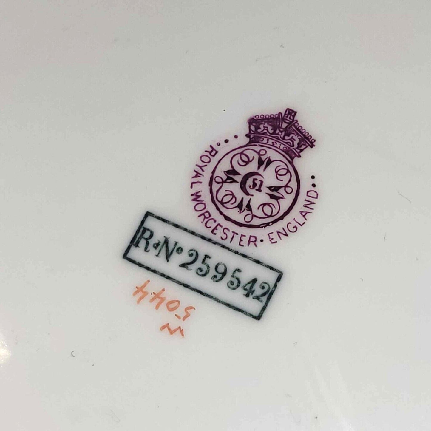 Antique Royal Worcester decorative game bird plate dated 1896 puce backstamp
