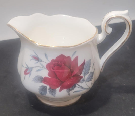 ROYAL ALBERT SWEET ROMANCE  creamer milk jug