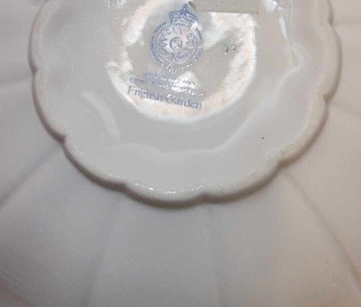 Royal Worcester English Garden bud Vase 13 cm  and bowl Fine Bone China