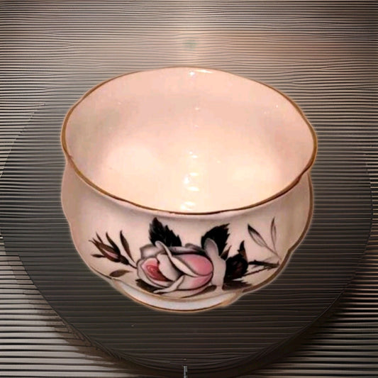 Royal Albert Fine Bone China Queens Messenger sugar bowl for Coffee