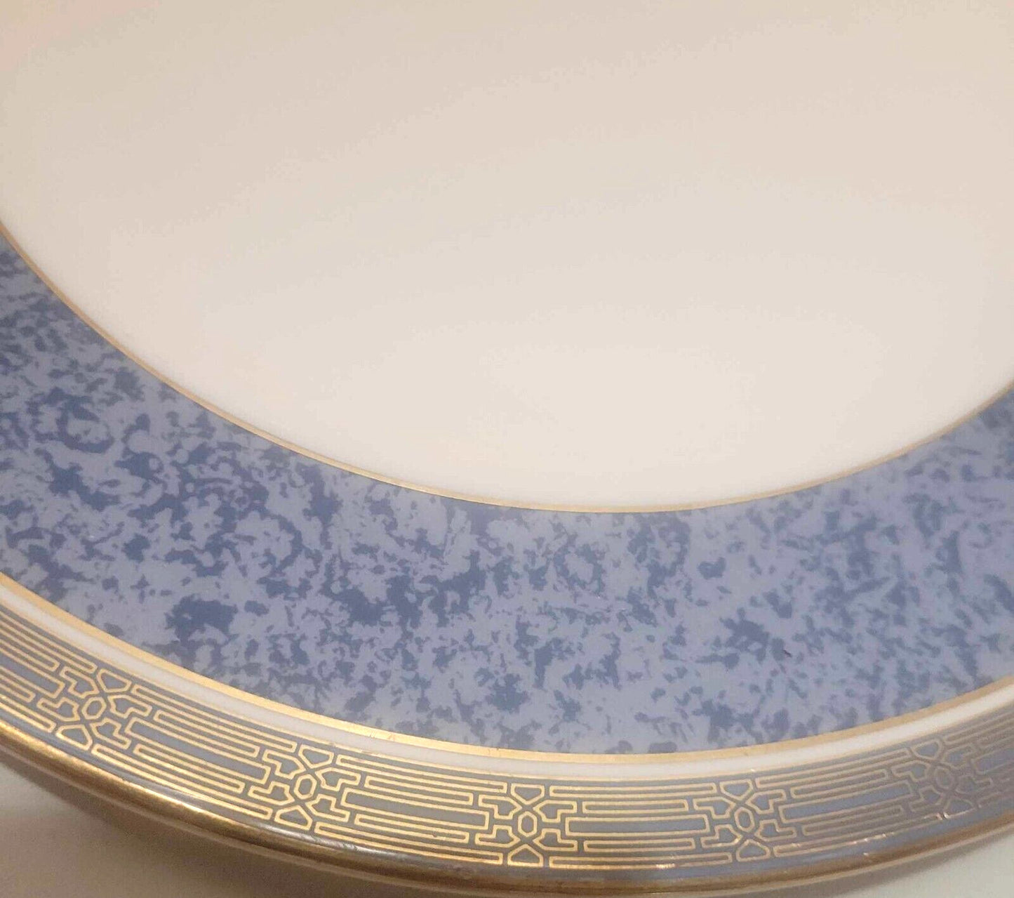 Royal Doulton St Pauls 10.5" dinner plate bone china England