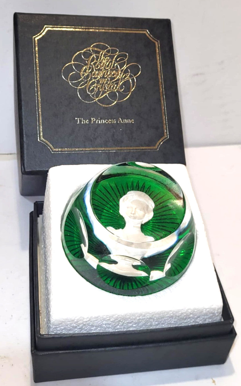 Boxed Baccarat Cameo in crystal Royal Family Paperweight Princess Anne