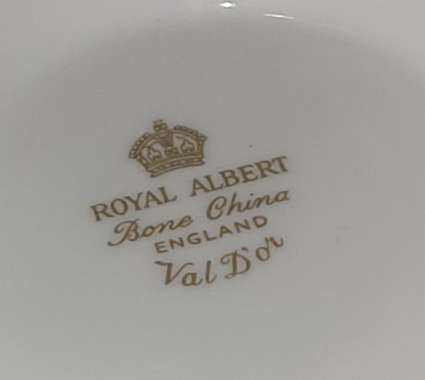 ROYAL ALBERT FINE BONE CHINA VAL D'OR OPEN SUGAR BOWL FOR TEA