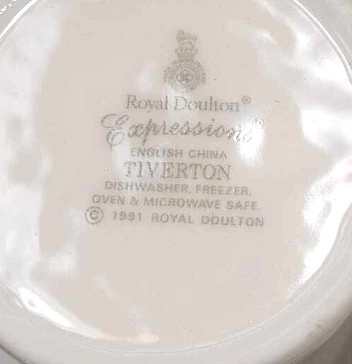 ROYAL DOULTON EXPRESSIONS ENGLISH CHINA jug pitcher TIVERTON ivy 1 pint