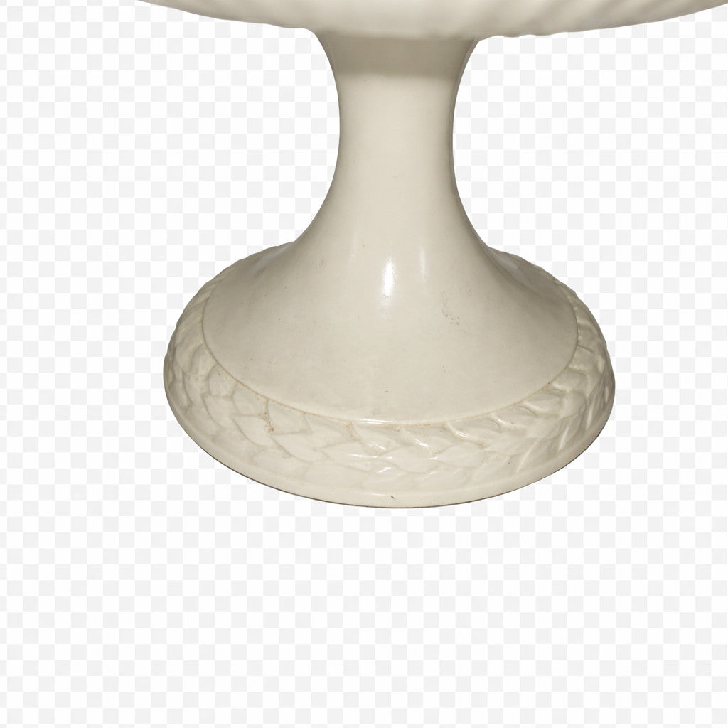 Wedgwood elegant Embossed cream Pedestal Cake Stand tazza