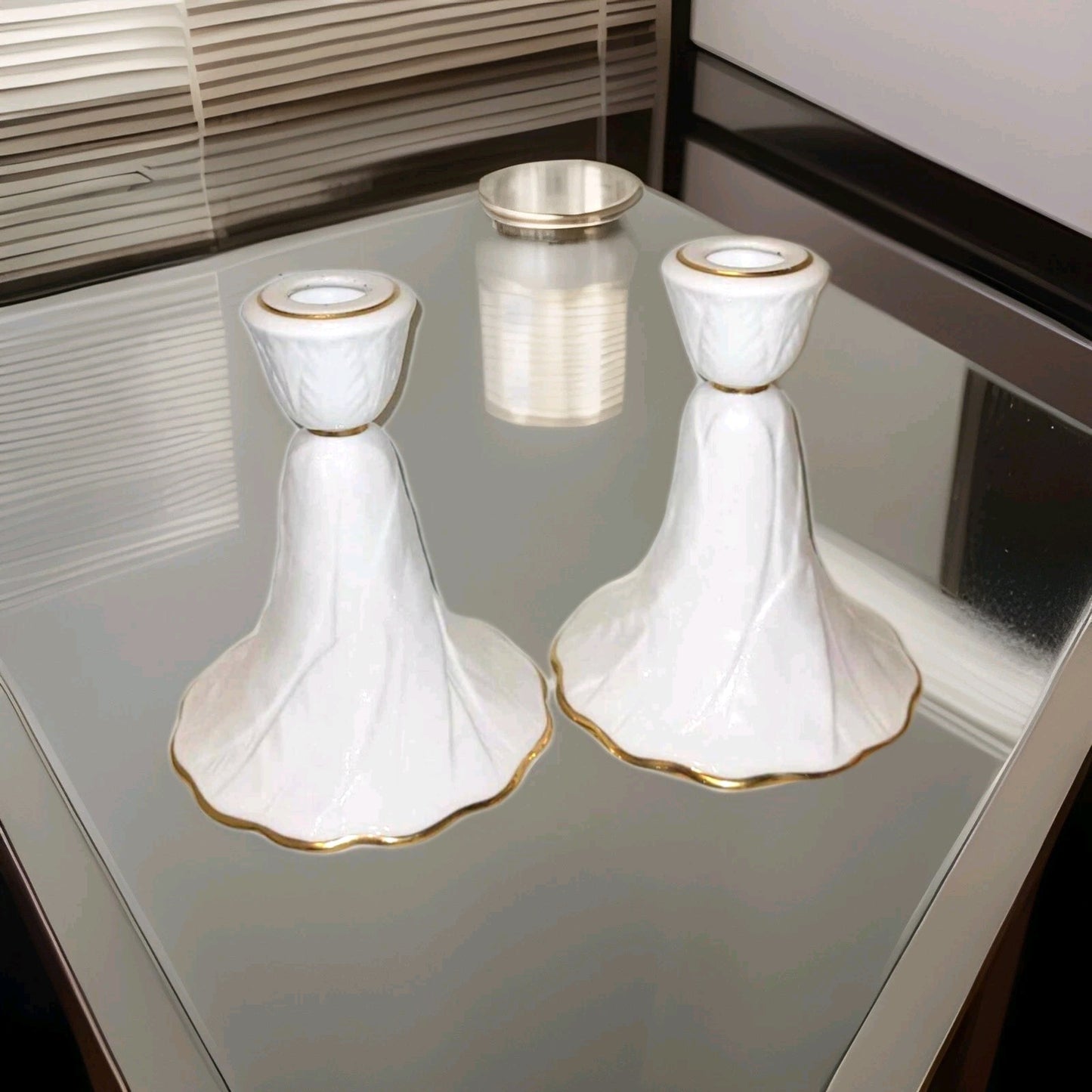 2x Royal Worcester fern leaf Candle holder candle sticks gold and white