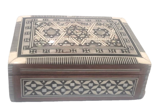 Decorative Middle Eastern Inlaid Wooden Playing Card Box Red Felt Interior