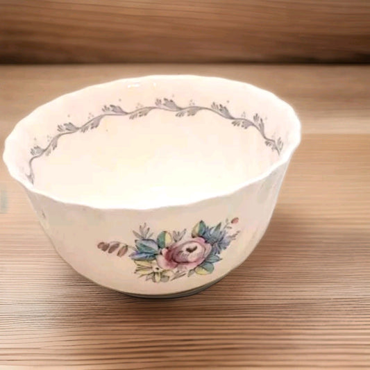 Royal Doulton the Chelsea Rose  Sugar Bowl (tea)