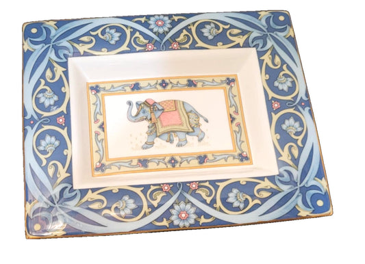 Wedgwood Blue Elephant Porcelain Decor trinket Tray 7.8 x 6.3 inches