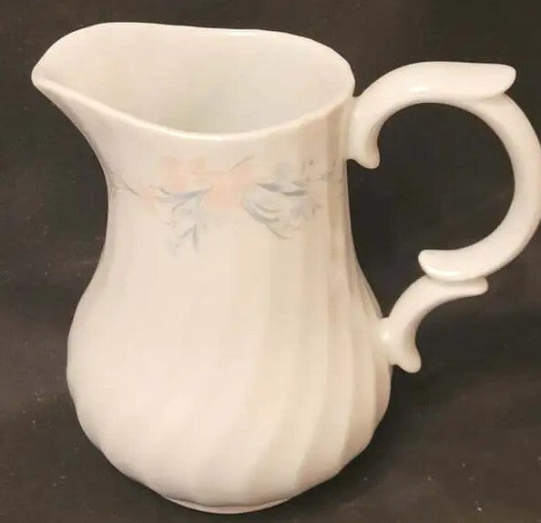 Royal Worcester PINK WHISPER Large Jug pitcher 1 PINT Bone China  England