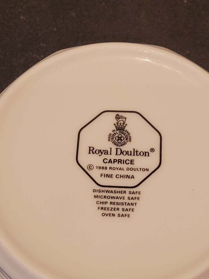 Royal Doulton CAPRICE SUGAR BOWL