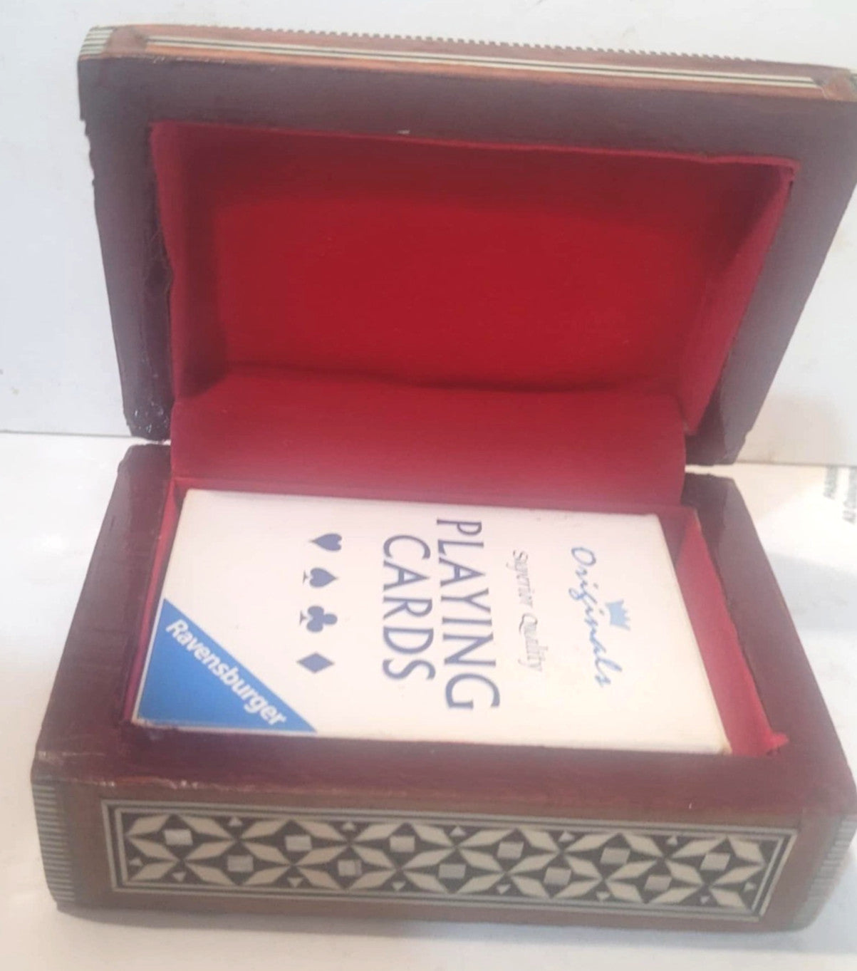 Decorative Middle Eastern Inlaid Wooden Playing Card Box Red Felt Interior
