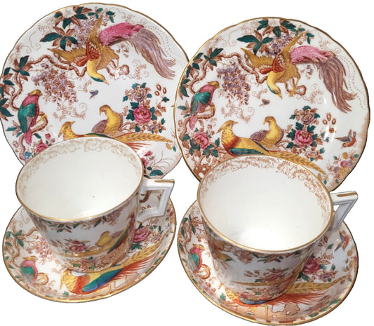 2x Vintage Royal Crown Derby Olde Avesbury English Bone China cup saucer plate