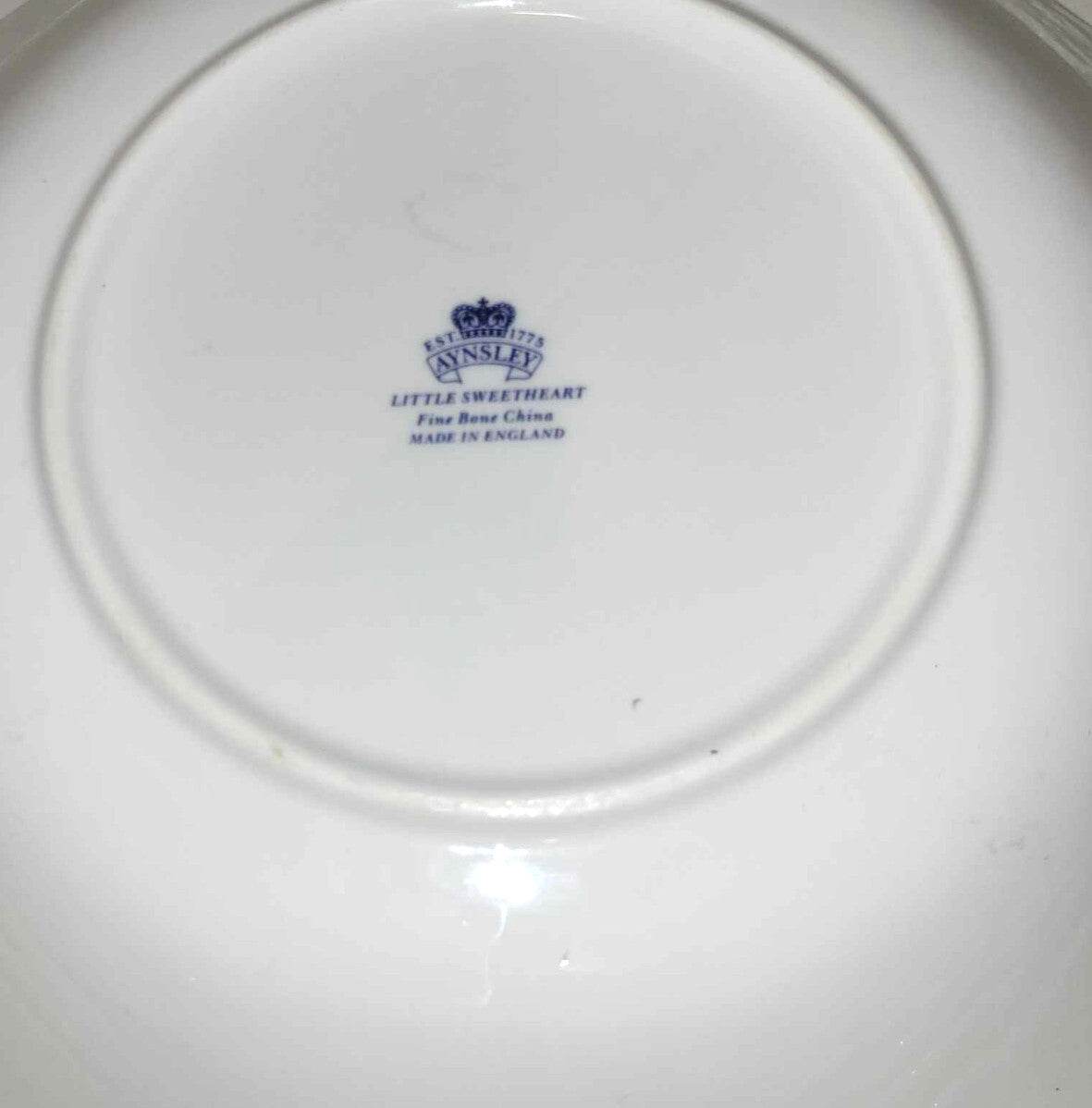 Aynsley Little Sweetheart Vegetable serving dish Fruit Centre Bowl 10"
