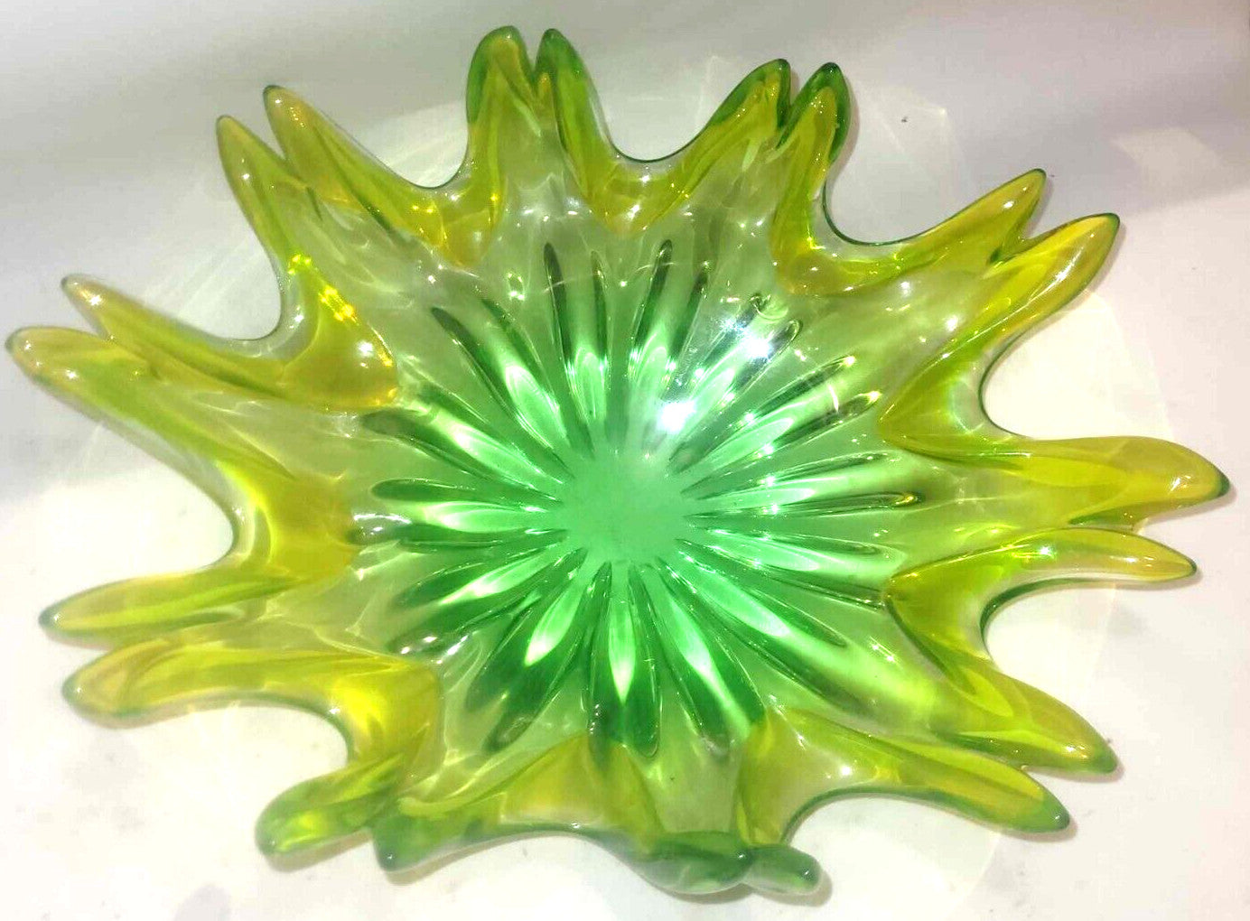 vintage Art Glass Green yellow Spiked 8" Flower Lotus Bowl Italy