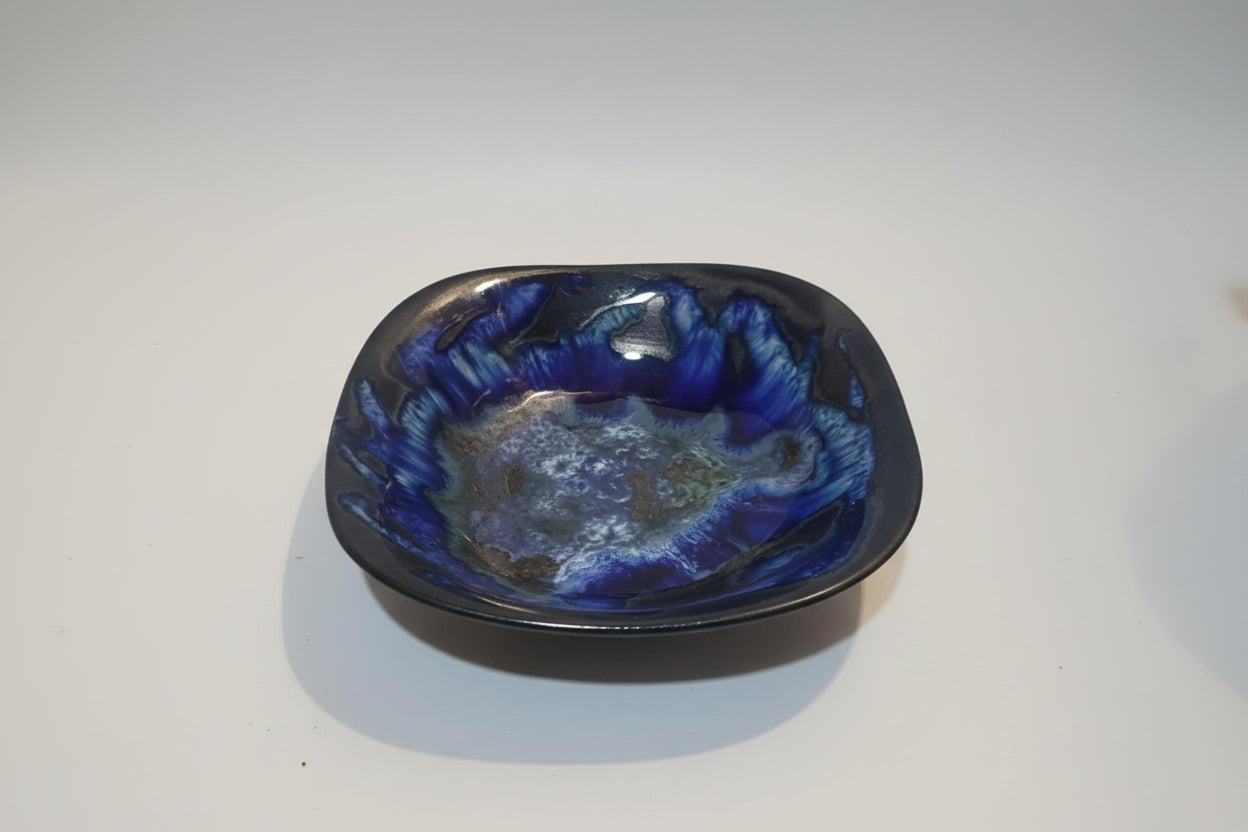 bwythn pottery