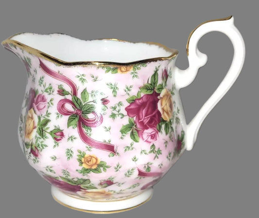 Royal Albert old country roses pink chintz milk jug creamer