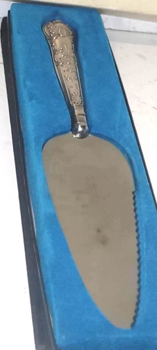STERLING SILVER Handled Pie cake Server In Box Sheffield, 1973 Harrison Brothers
