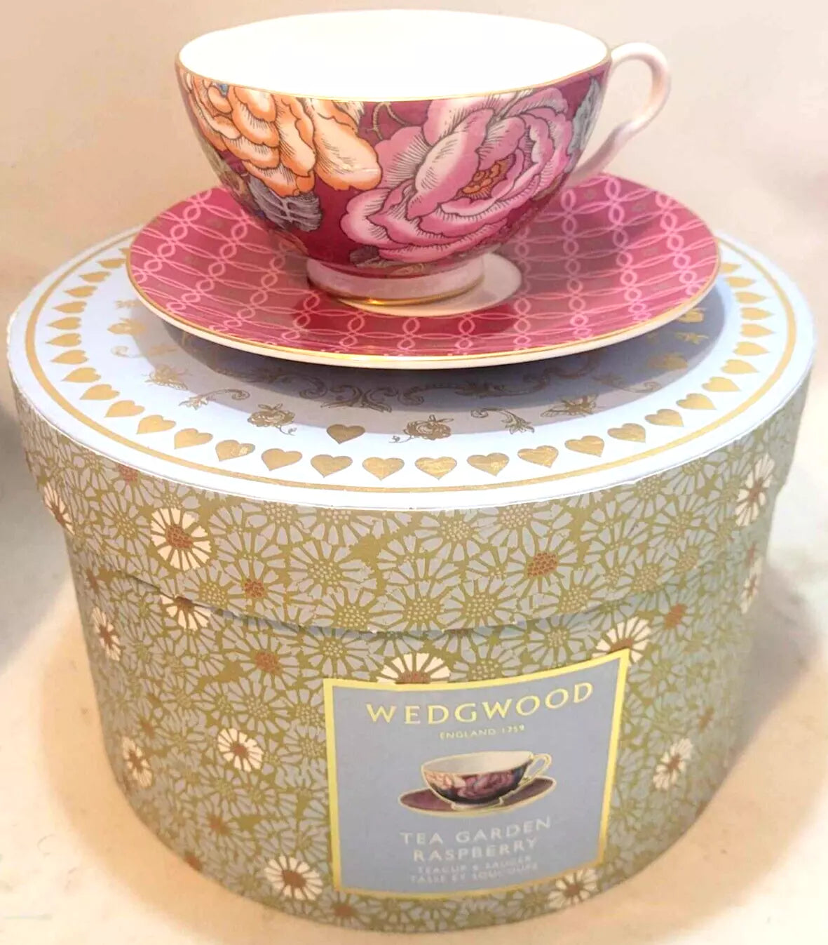 Wedgwood Cup Saucer Tea Garden Raspberry with hat box